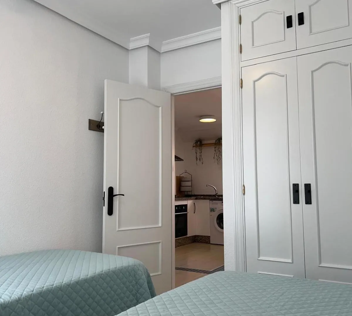 Atico 2 Habitaciones En Los Boliches Fuengirola 0*,  Spain